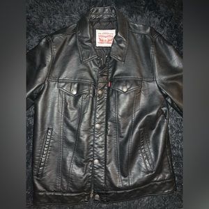 Levi’s faux leather trucker style jean jacket size medium